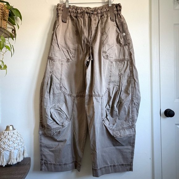 We The Free Onset Pull-On Cargo Pants in Dusted Cocoa NEW - Picture 3 of 7